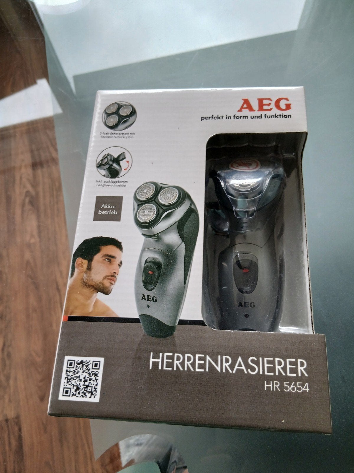 AEG HR 5654 Scheerapparaat - Nieuw in doos, Ophalen of Verzenden, Nieuw, Scheren en Epileren