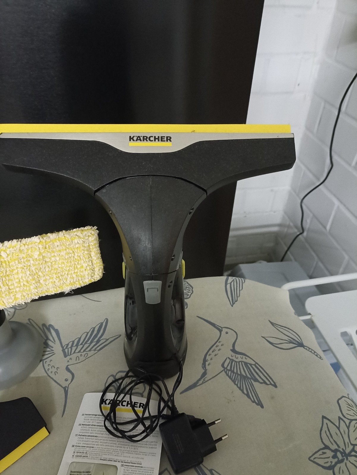 Kärcher WV 2 Plus N Raamwisser - Zo goed als nieuw, Witgoed en Apparatuur, Ophalen of Verzenden, Zo goed als nieuw