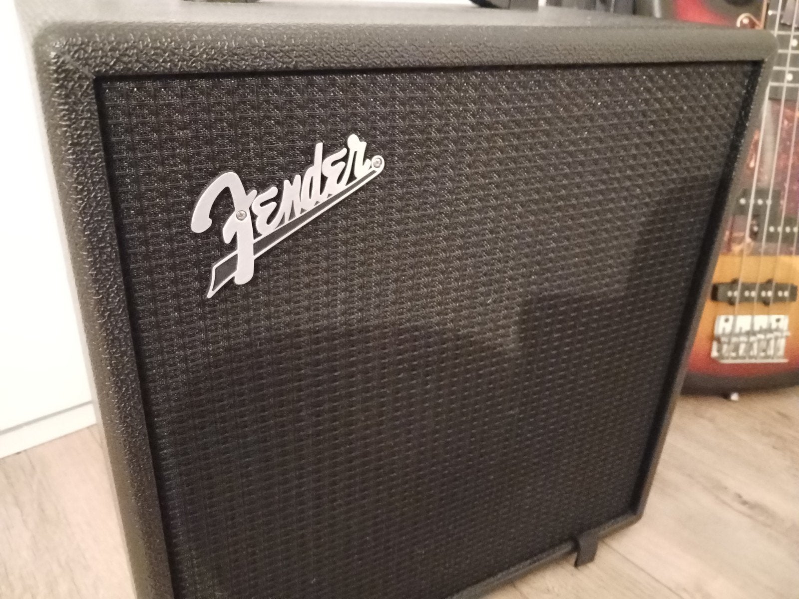 Fender rumble bassversterker 25 watt, Muziek en Instrumenten, Ophalen, Zo goed als nieuw, Minder dan 50 watt