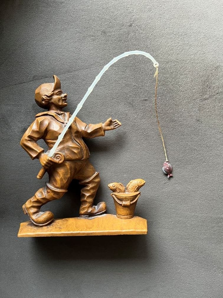 Vintage Houten Visser Beeldje - Handgesneden, Houtsnijwerk, Minder dan 20 cm, Ophalen of Verzenden, Hout