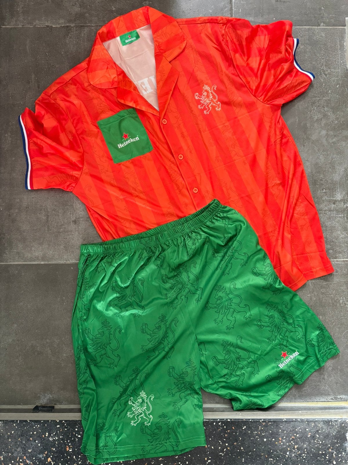 Heineken Pilsjama, Maat 52/54 (L), Verzenden, Nieuw, Oranje of Koningsdag
