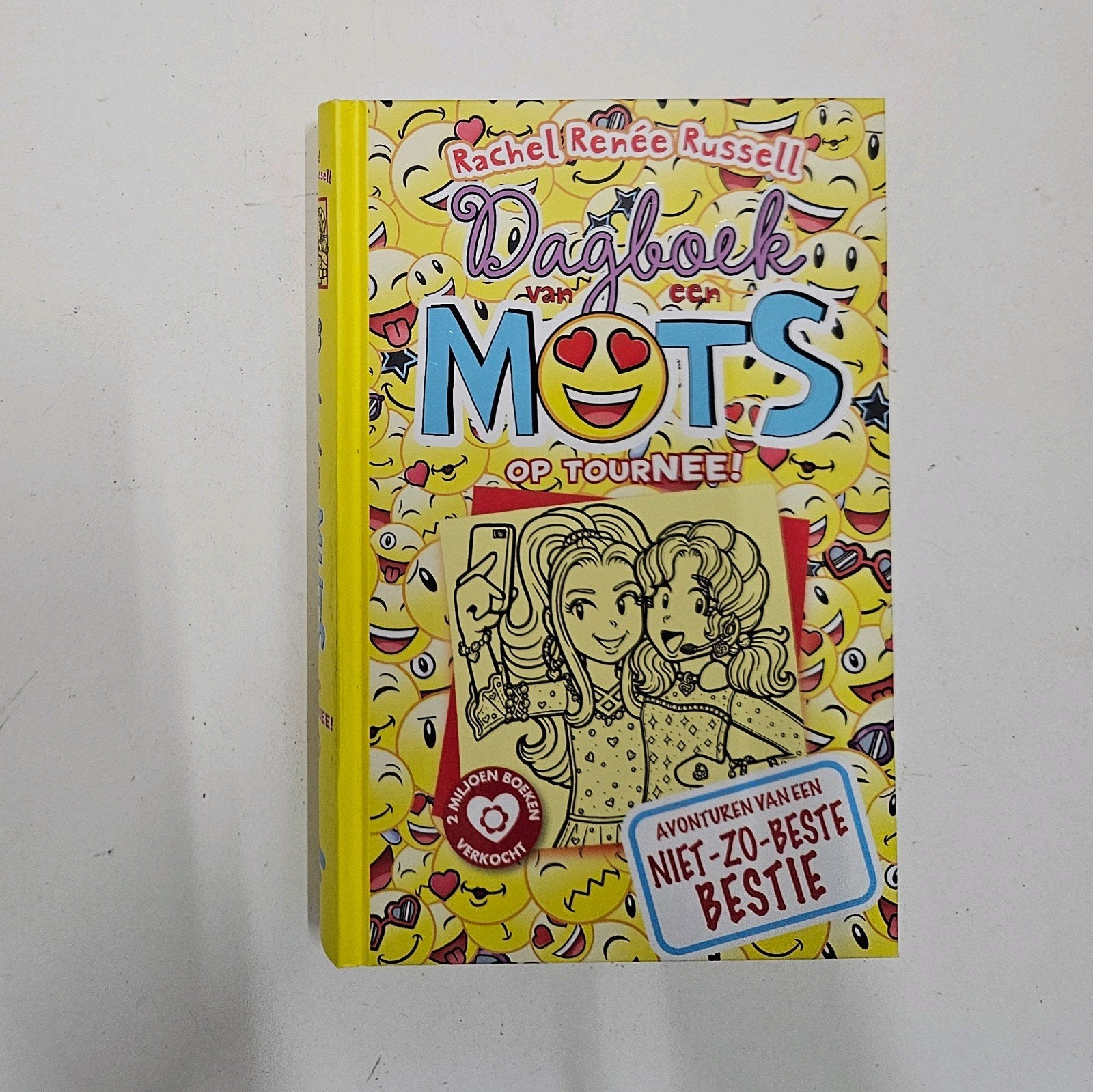 Rachel Renée Russell - Op tourNEE!, Boeken, Ophalen of Verzenden, Zo goed als nieuw, Rachel Renée Russell