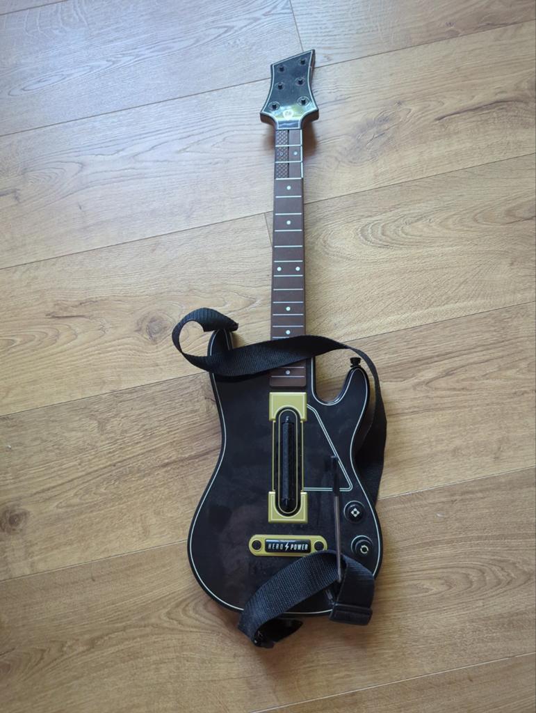 Guitar Hero gitaar voor spelconsoles, 1 speler, Ophalen, Muziek, Vanaf 12 jaar