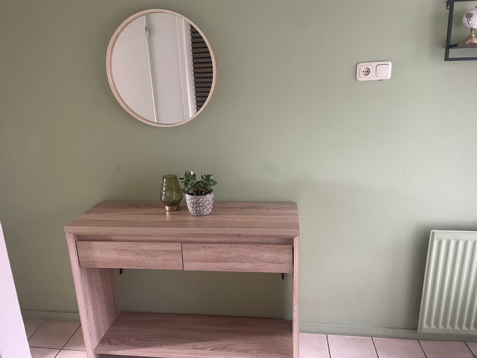 Side table kast met ronde spiegel – €50, Ophalen, Gebruikt, 50 tot 100 cm, Rond