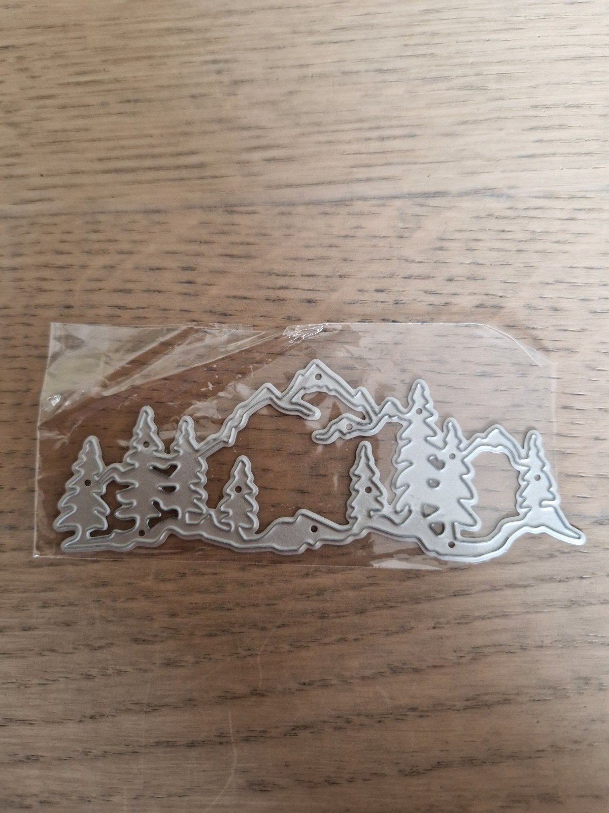 Snijmal Bergen en Bomen - Scrapbooking & Kaarten Maken, Ophalen of Verzenden, Nieuw