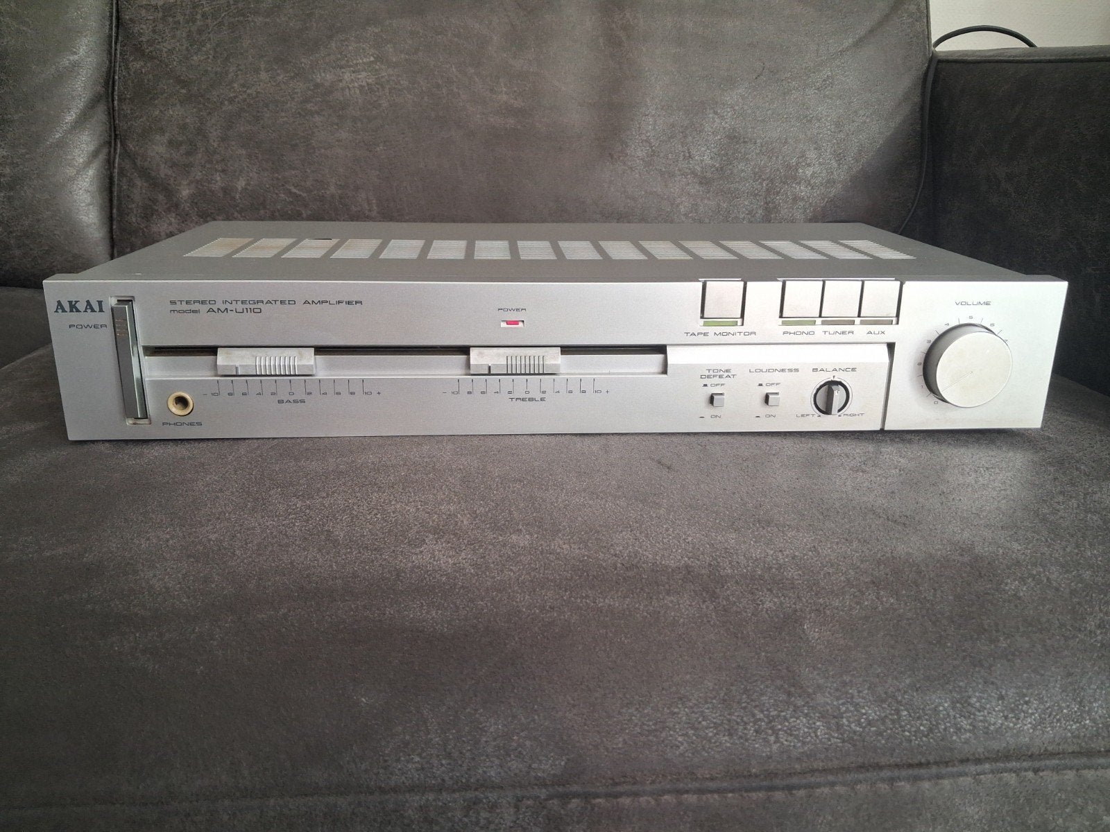 Fantastische Vintage Akai AM-U110 Stereo Versterker, Overige merken, Gebruikt, Ophalen of Verzenden, Minder dan 60 watt