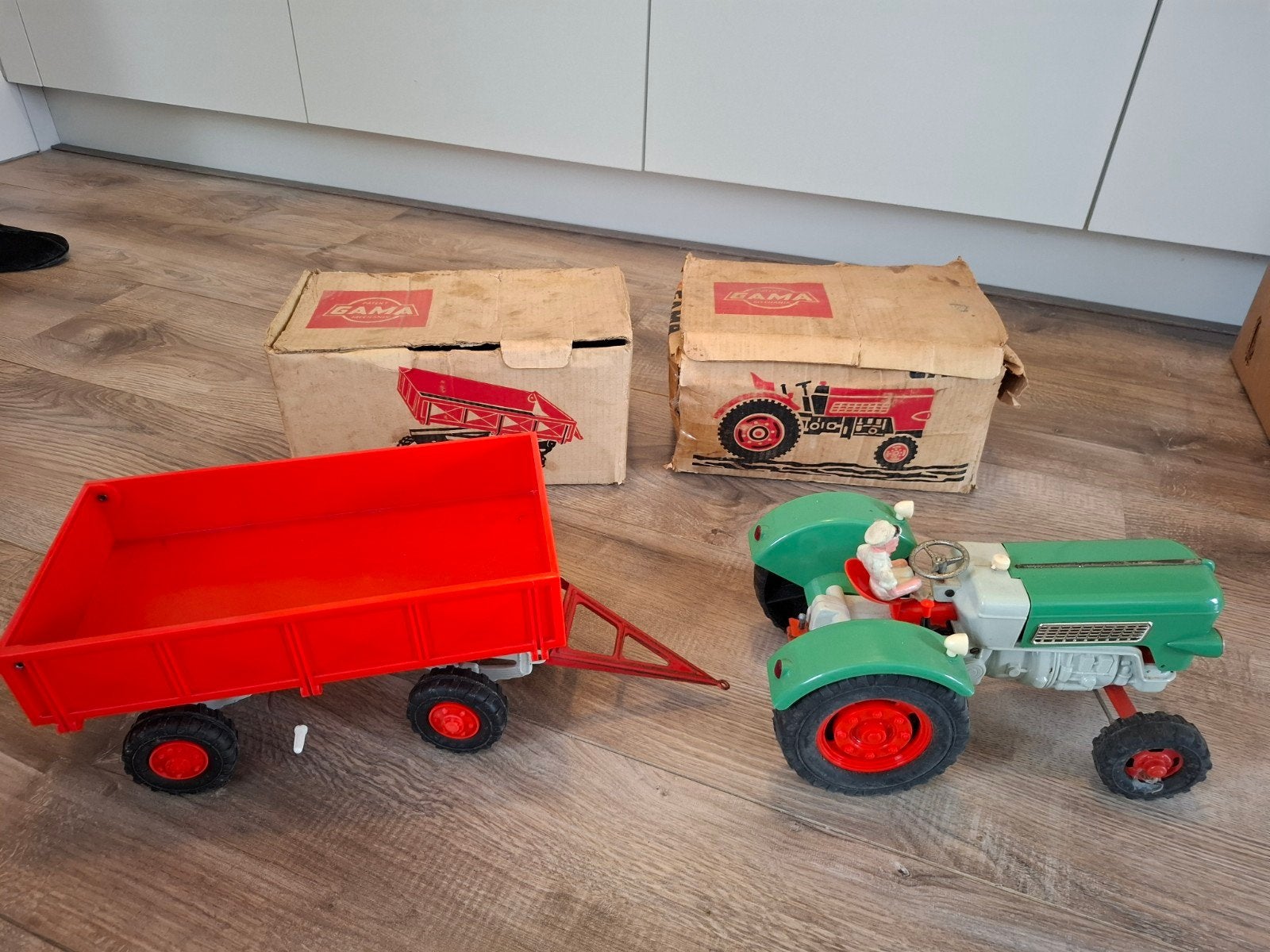 Vintage Gama tractor met aanhanger en originele dozen, Ophalen of Verzenden, Gebruikt