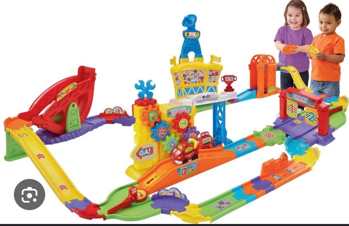 VTech Toet Toet Auto's Garage en Racebaan Speelset, Ophalen, Gebruikt, 6 maanden tot 2 jaar