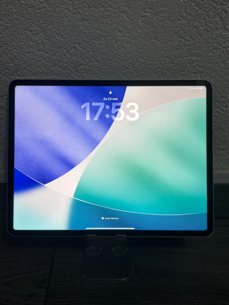 Apple ipad Pro 12.9 (5e gen)- Wifi+celluar -256GB-space grey, Apple iPad, Ophalen of Verzenden, Zo goed als nieuw, Grijs