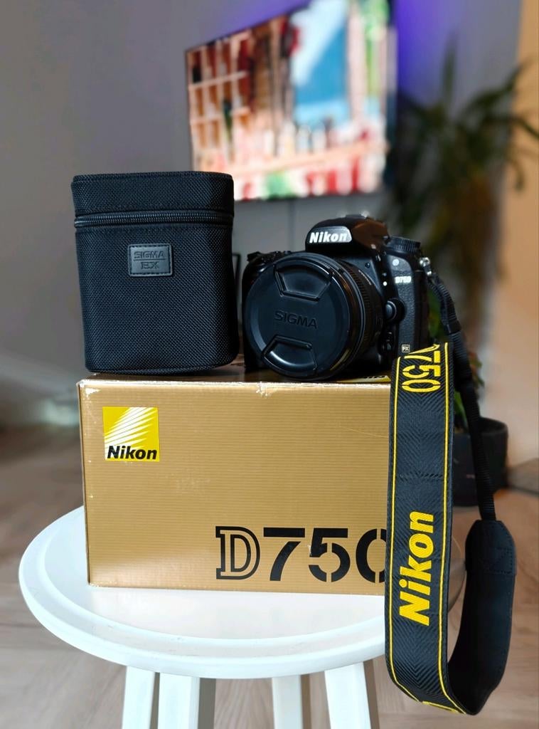 Nikon D7500 + Sigma 50mm f/1.4, Audio, Tv en Foto, Fotocamera's Digitaal, Spiegelreflex, Ophalen of Verzenden, Zo goed als nieuw