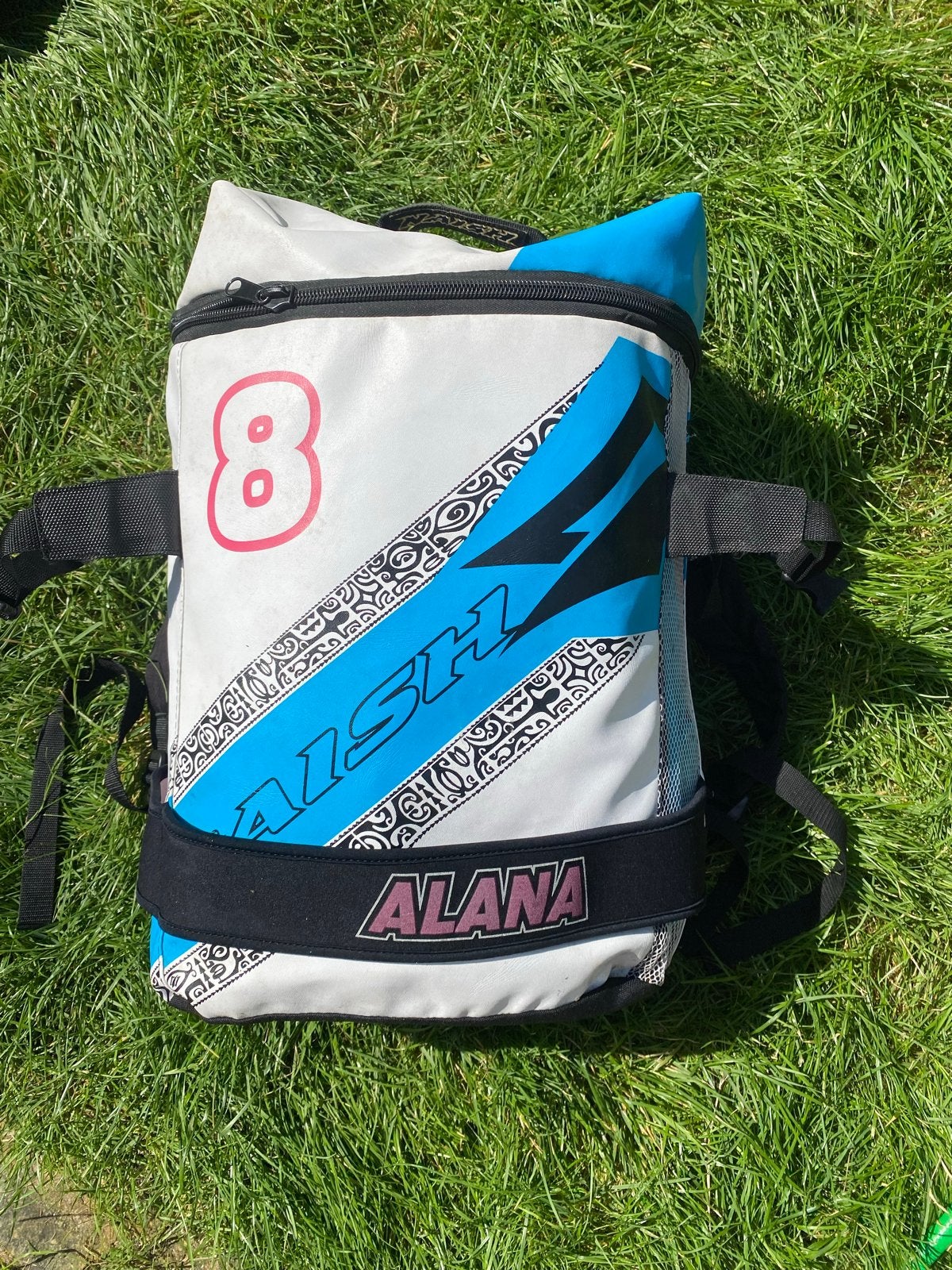Complete kiteset, Naish Alana 8.0 + brunotti riptide board, Watersport en Boten, Kitesurfen, Gebruikt, Kitesurf-set, Twintip, 10 m²