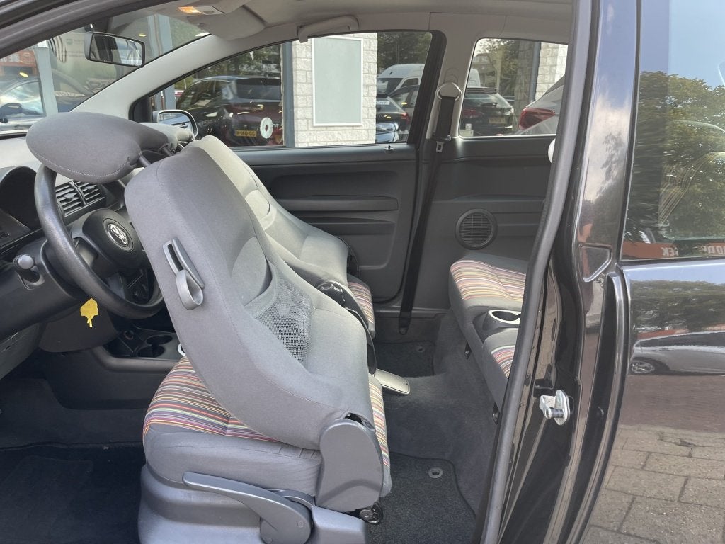 Volkswagen Fox 1.2 Trendline 3Drs NAP Nieuwe apk (bj 2006), 4 stoelen, 1198 cc, Origineel Nederlands, Bedrijf