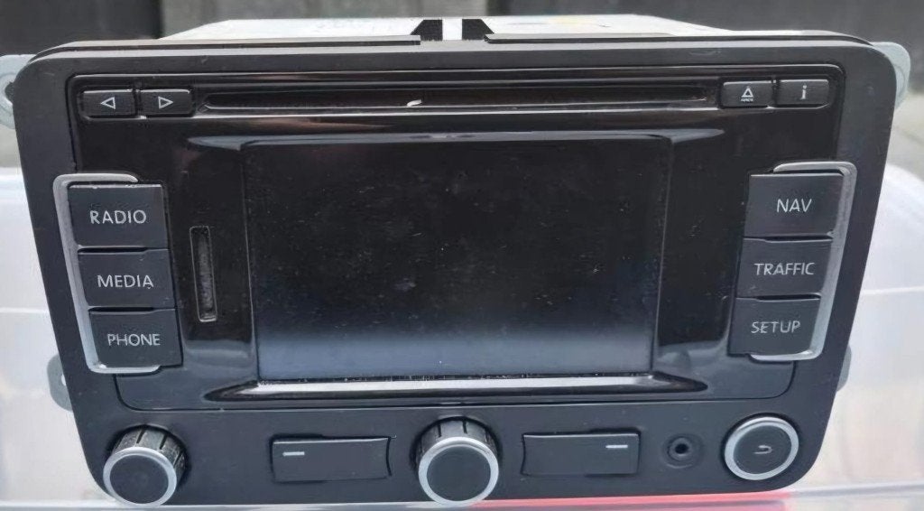 Volkswagen Radio, Ophalen