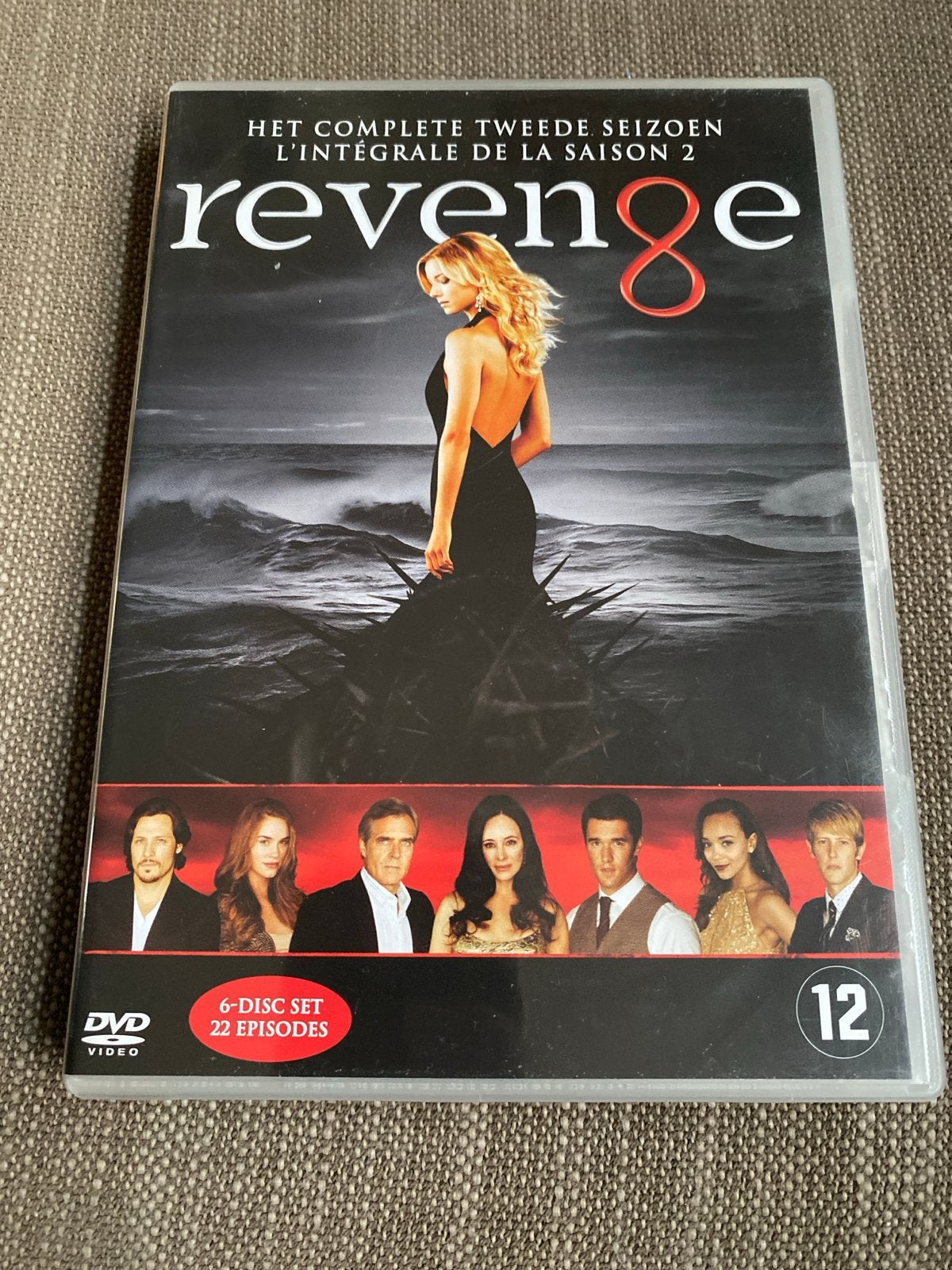 Revenge - Het complete tweede seizoen, Vanaf 12 jaar, Ophalen of Verzenden, Zo goed als nieuw, Actiethriller