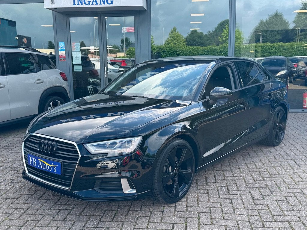 Audi A3 Limousine 1.0 TFSI Design Pro Line Plus Airco Lmv Na, Auto's, Audi, Stof, Gebruikt, 116 pk, Zwart