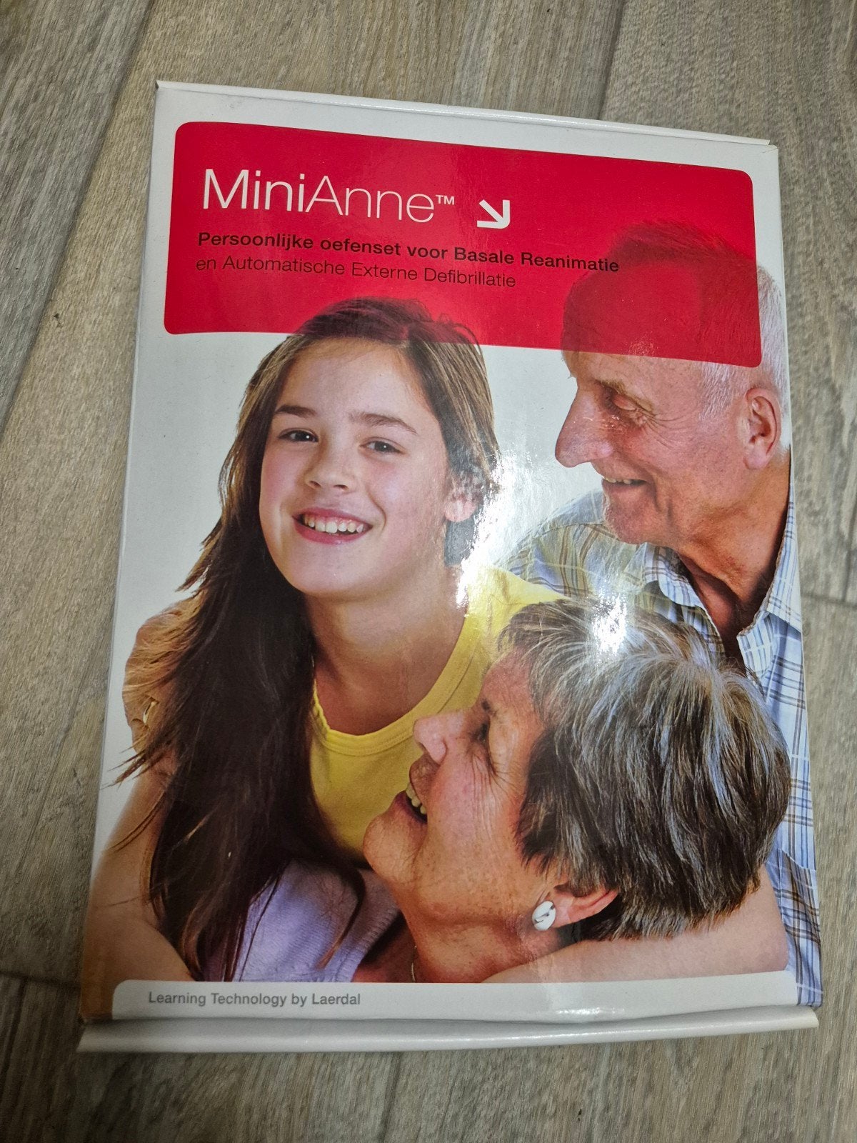 Mini Anne oefensessie voor basale reanimatie en AED, Boeken, Ophalen of Verzenden