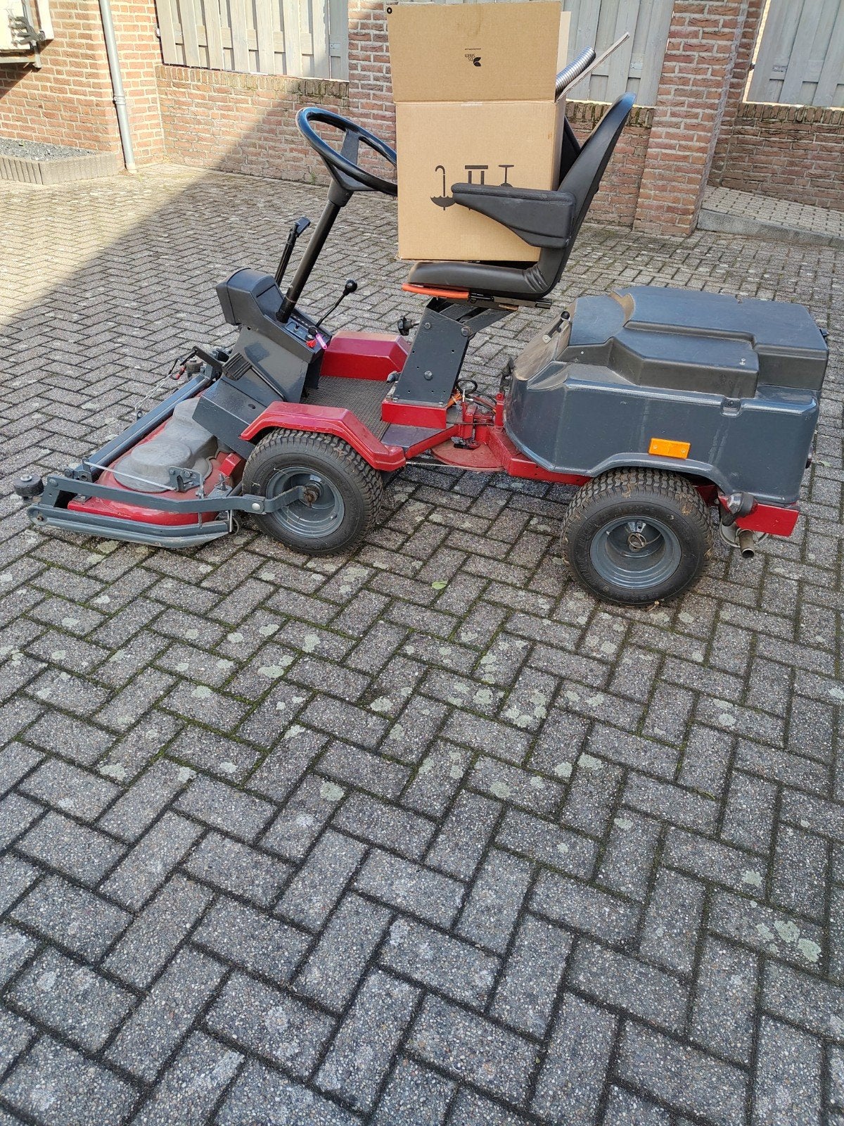 Stiga Park zitmaaier Lombardini diesel motor, Ophalen, Gebruikt, Stiga, 90 tot 120 cm