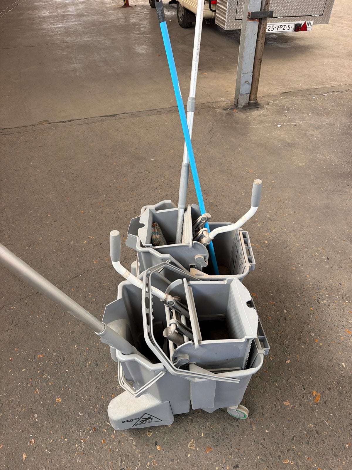 Professionele Dweilemmers met Wringer (2 stuks), Ophalen of Verzenden, Dweilemmer, -bak, of -wagen