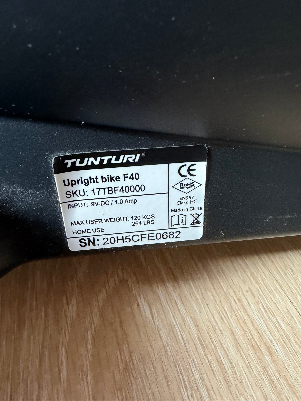 Tunturi Upright Bike F40 Hometrainer - Zo goed als nieuw, Ophalen, Zo goed als nieuw, Metaal, Benen