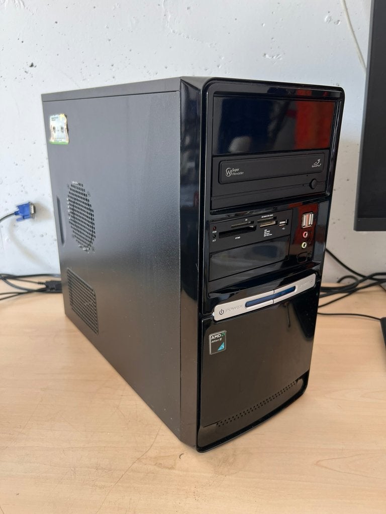 Desktop PC AMD Athlon II X2 245, 4GB RAM, Zonder HDD Retro, Computers en Software, Ophalen of Verzenden