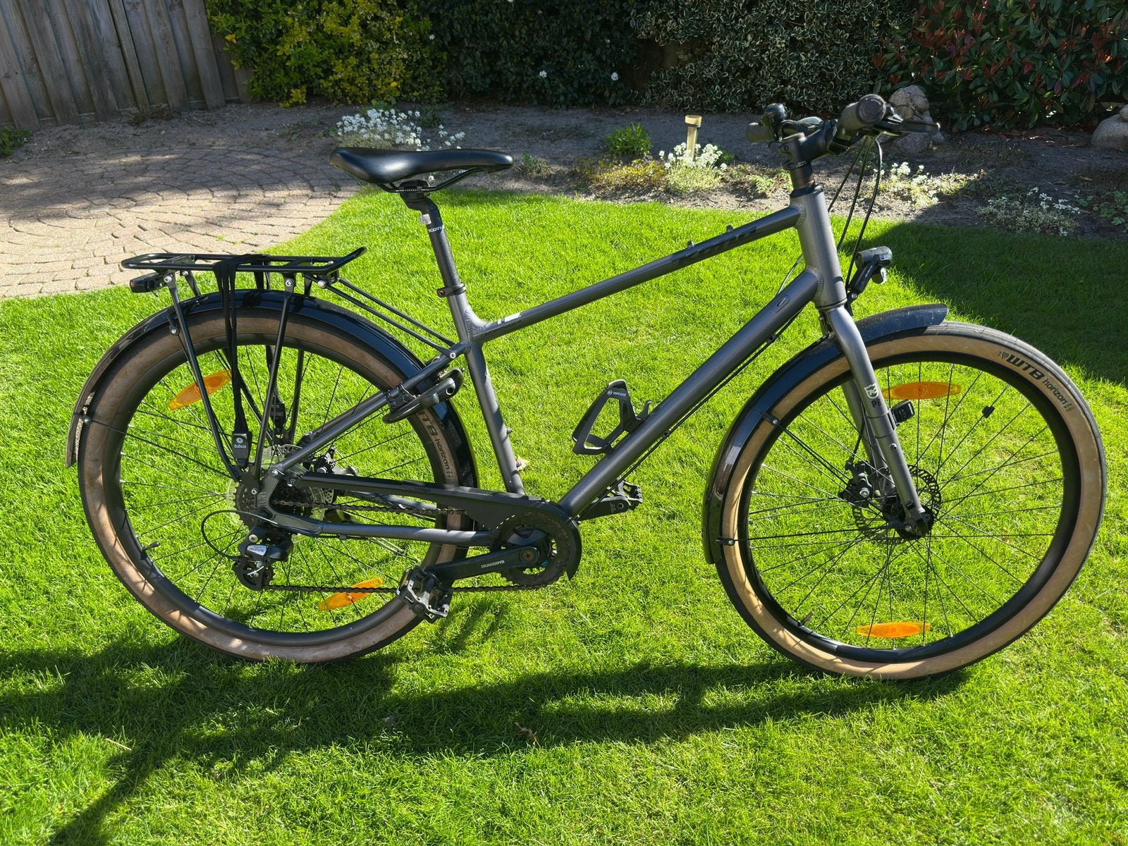Kona Dew Grijs, Fietsen en Brommers, 49 tot 53 cm, Zo goed als nieuw, Schijfrem, Ophalen
