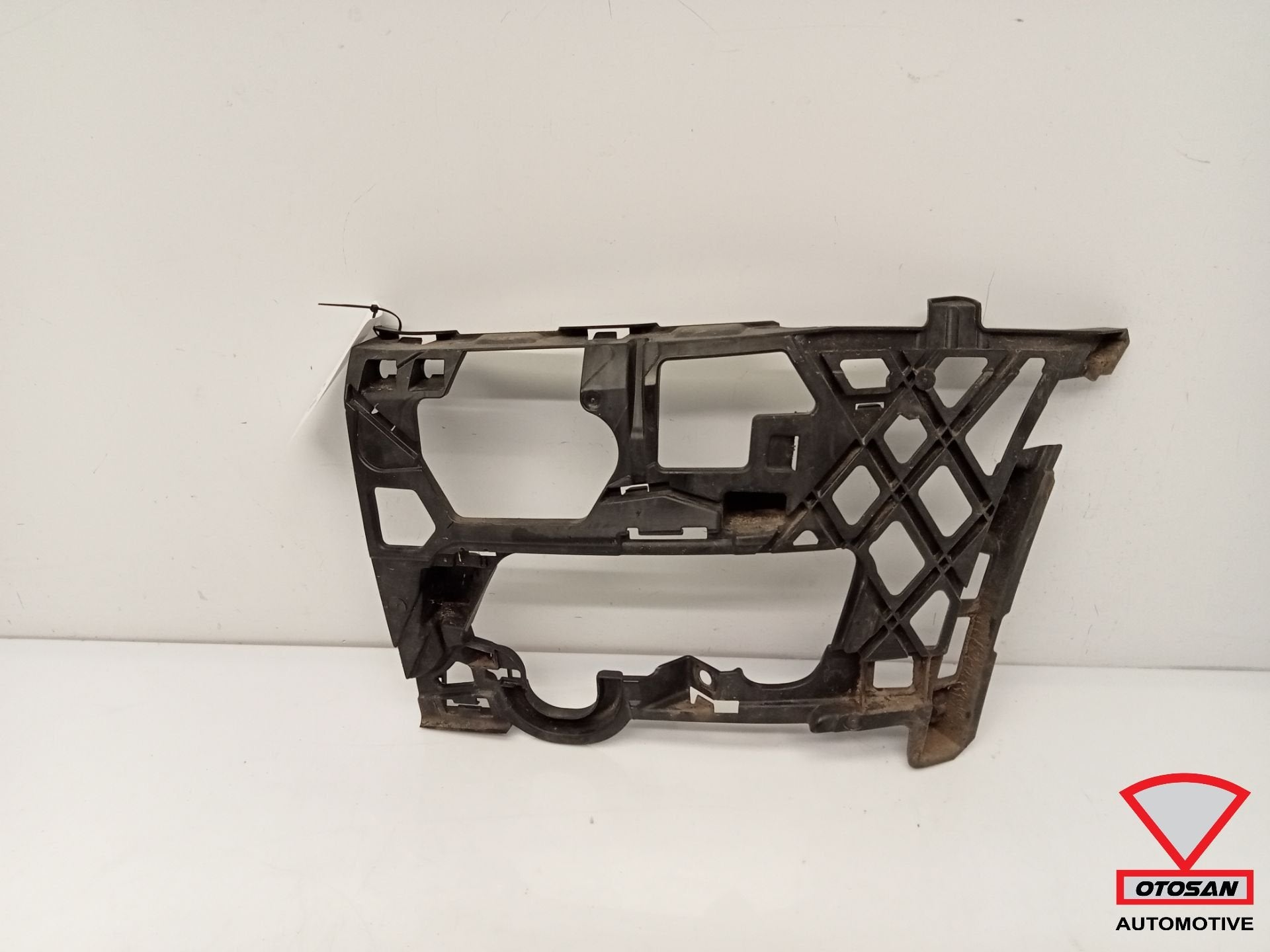VW Golf 7 5G Voorbumper Mistlamp Houder Links 5G0807723D, Gebruikt, Volkswagen, Volkswagen AG, Bumper