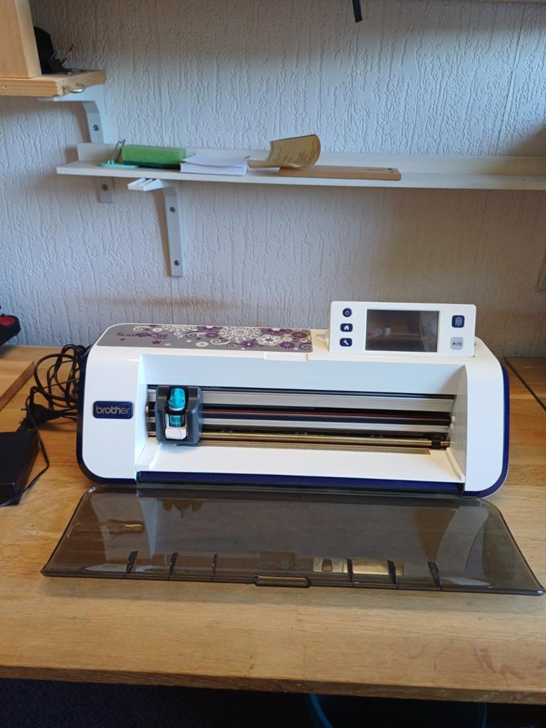 Scan N cut,machine, met handleiding en doos., Ophalen of Verzenden, Gebruikt, Machine, Brother