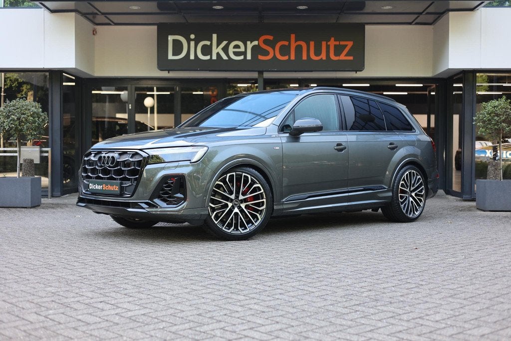 Audi Q7 60 TFSIe Competition Vierwielb. | Pano | Massage | T, Auto's, Audi, Automaat, 2995 cc, 26 kWh, 489 pk