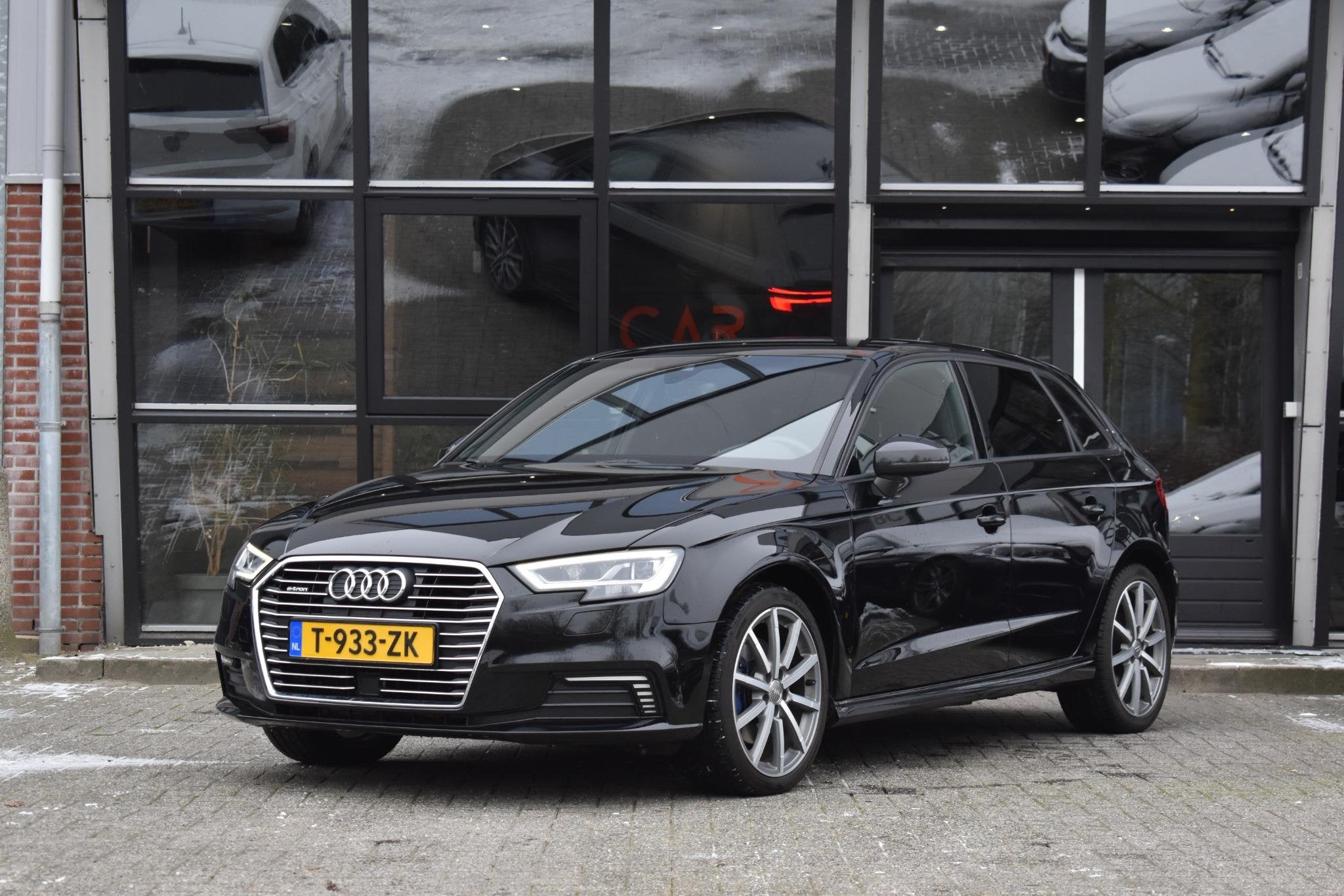 Audi A3 Sportback 40 e-tron Advance Sport S-line Lane ACC Tr, Auto's, Gebruikt, 4 cilinders, Met garantie (alle), Zwart