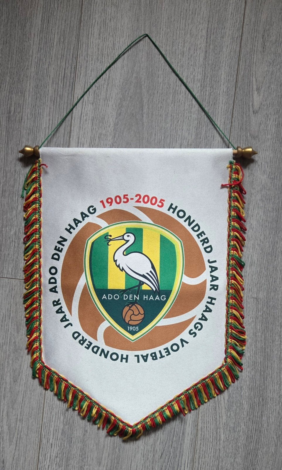 ADO Den Haag Jubileumvaantje 100 Jaar (1905-2005), Ophalen of Verzenden, Zo goed als nieuw, Overige binnenlandse clubs, Vaantje of Sjaal