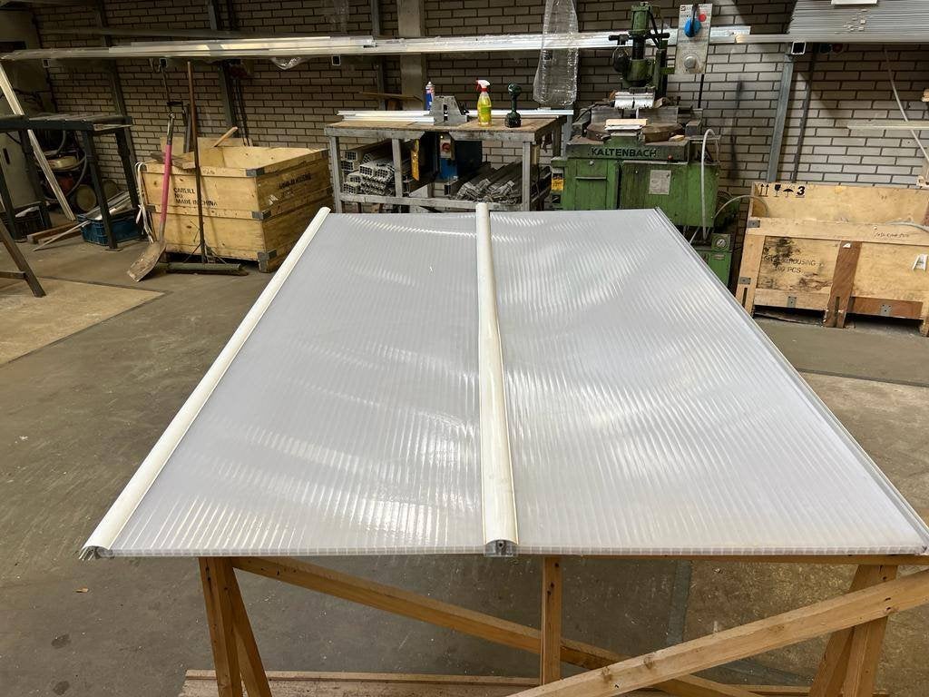 Gebruikte polycarbonaat platen - Wit - €15 per plaat!, Doe-het-zelf en Verbouw, Ophalen, Gebruikt, Overige materialen, Minder dan 20 mm