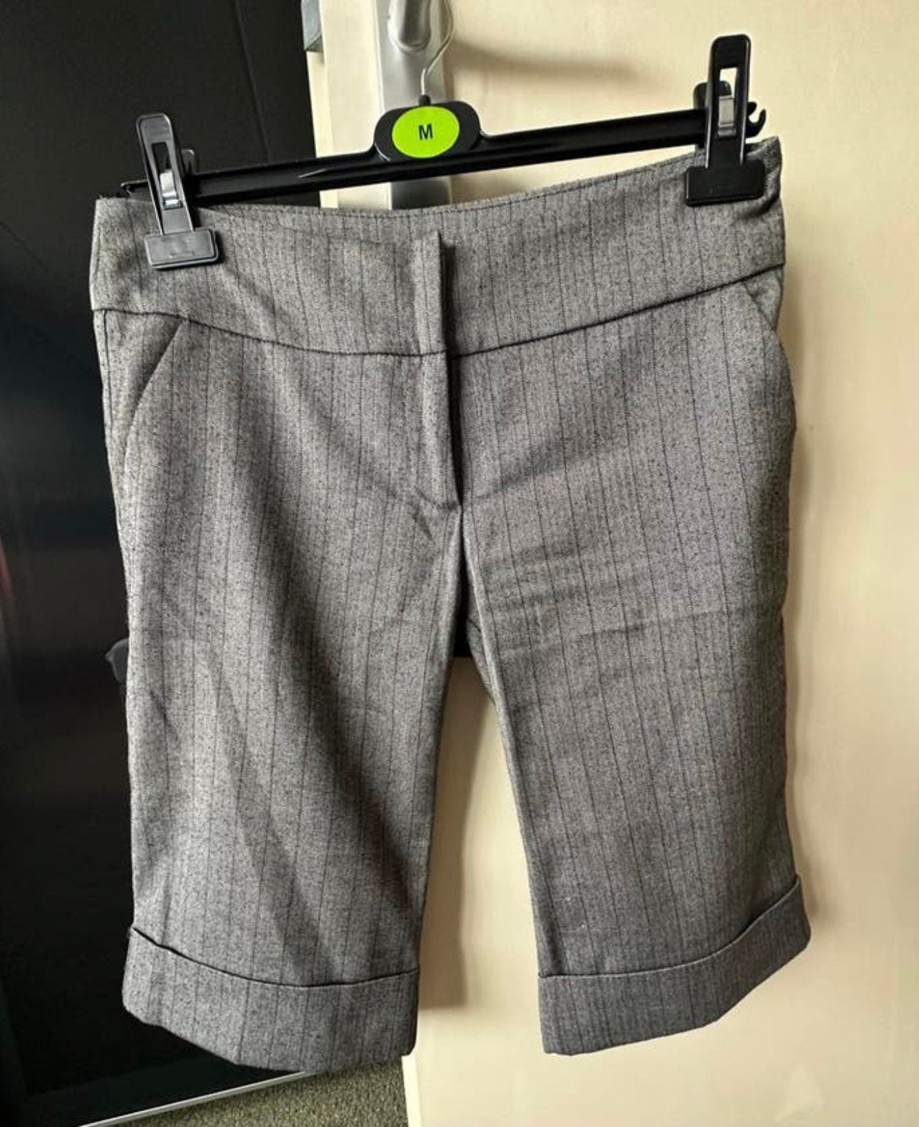 Stijlvolle Grijze Bermuda Shorts XS - Zo goed als nieuw, Kort, Ophalen of Verzenden, Zo goed als nieuw, Maat 34 (XS) of kleiner