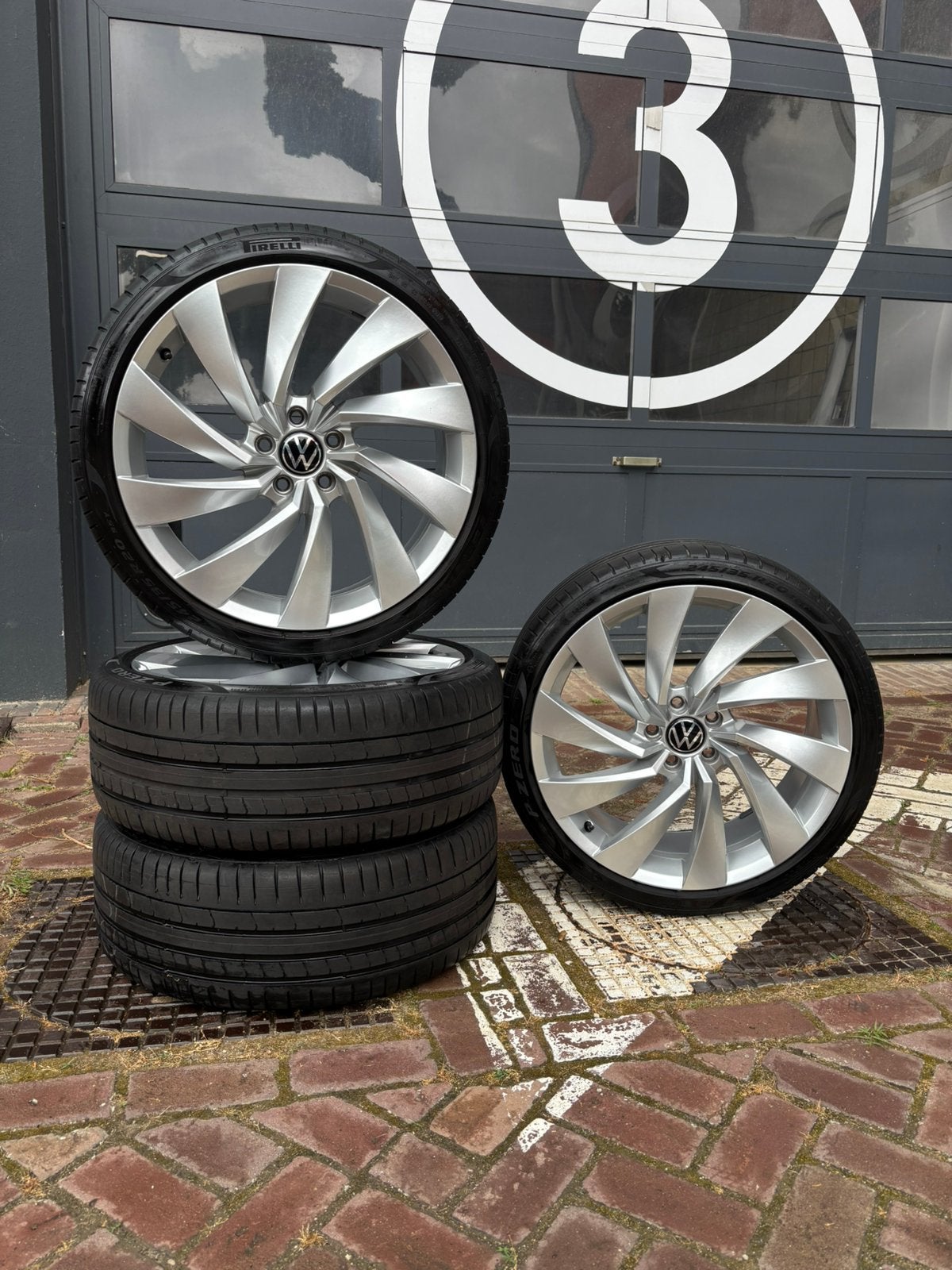 20” Volkswagen Passat/Arteon R Line “Rosario” velgen, Ophalen, 18 inch, 245 mm, Banden en Velgen
