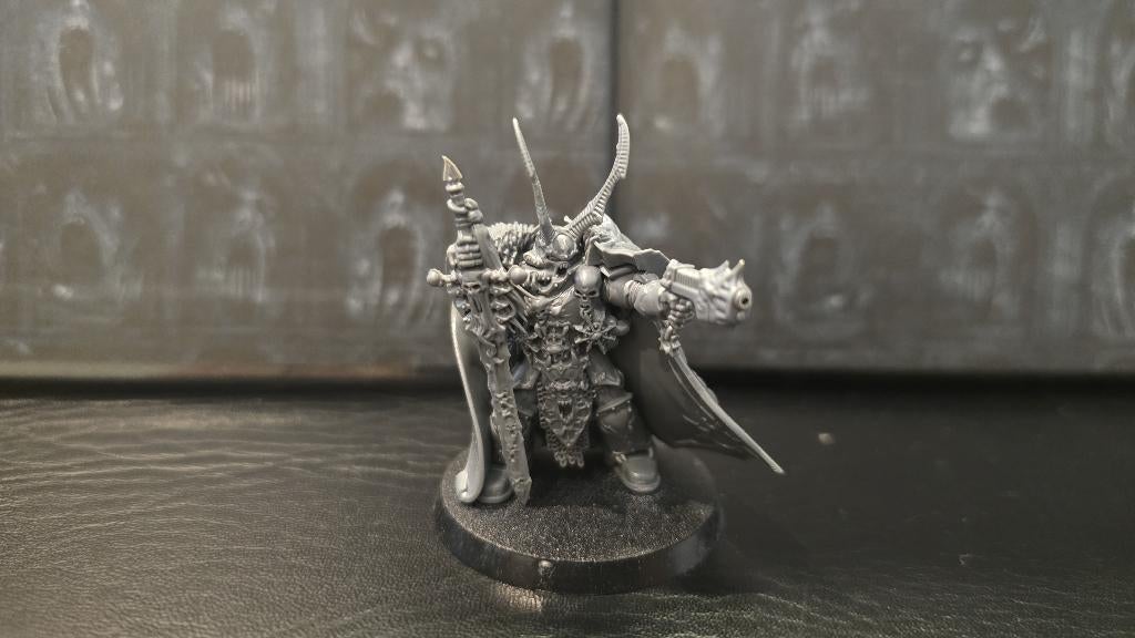 Chaos Space Marines: Chaos Lord uit Dark Vengeance set!, Hobby en Vrije tijd, Wargaming, Ophalen of Verzenden, Zo goed als nieuw