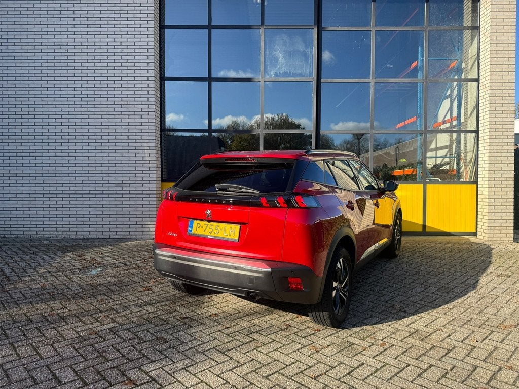 Peugeot 2008 4 seizoenen banden, Camera, Full led verlichtin, Auto's, Peugeot, 101 pk, Gebruikt, 1199 cc, Leder en Stof