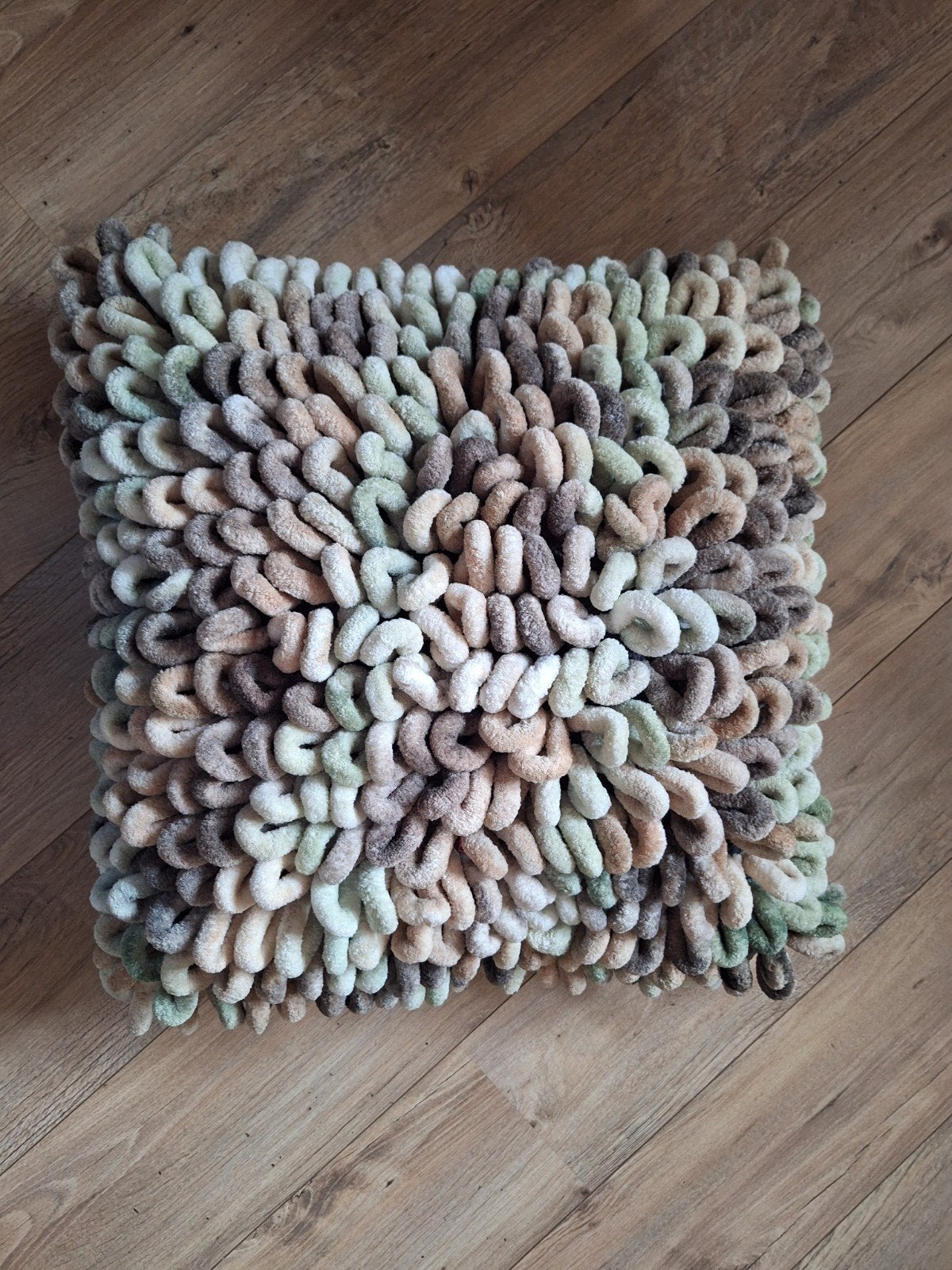 Decoratief kussen met lussen - Meerkleurig, Afneembare hoes, Meerkleurig, Vierkant, Ophalen of Verzenden
