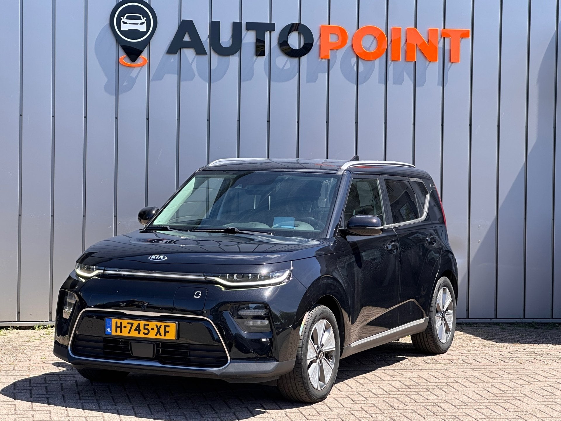 Kia E-Soul ExecutiveLine 64 kWh 1E EIG ORG NL TREKHAAK 100%S, Auto's, Dealer onderhouden, Zwart, 1657 kg, Zwart