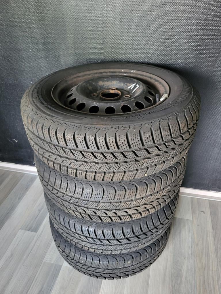Winterbanden op stalen velgen 185/65 R14 Uniroyal, Ophalen, 14 inch, Gebruikt, Banden en Velgen