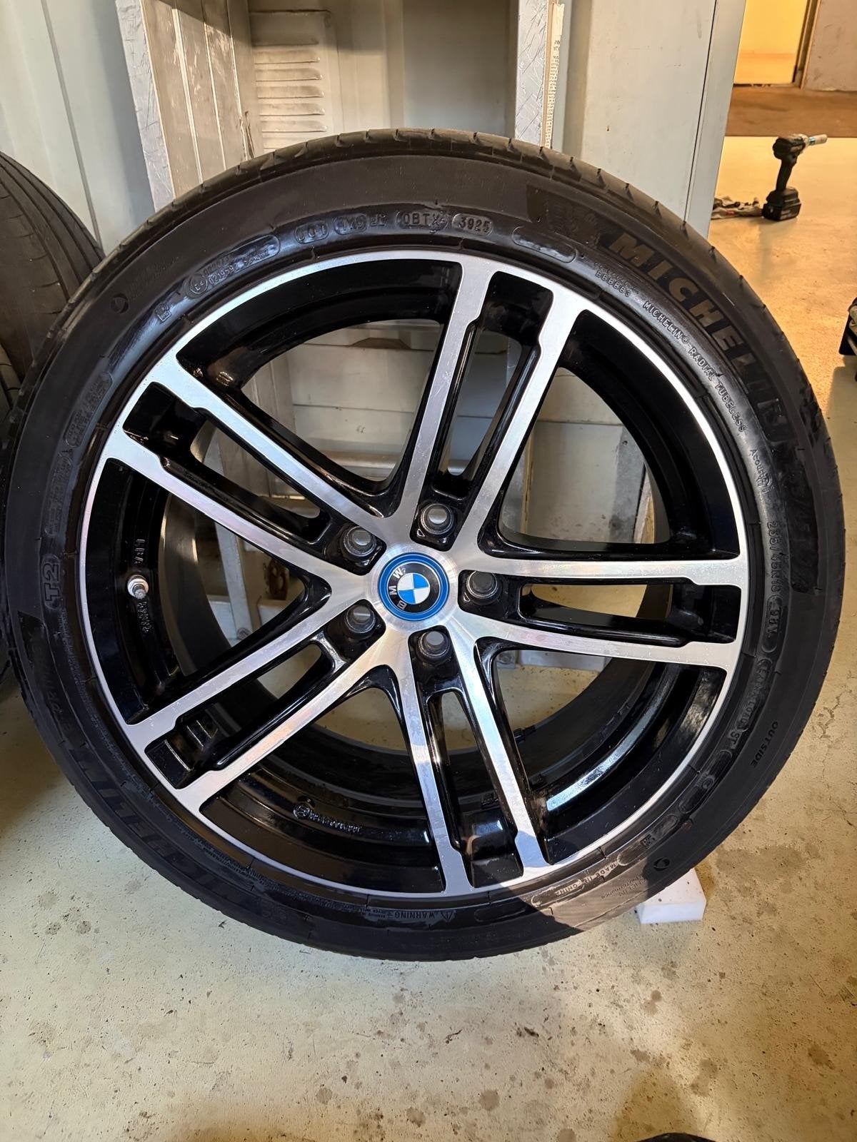 BMW 5 Serie 18 inch velgen met 235/45/18 banden, Auto-onderdelen, Ophalen, 18 inch, Gebruikt, Banden en Velgen