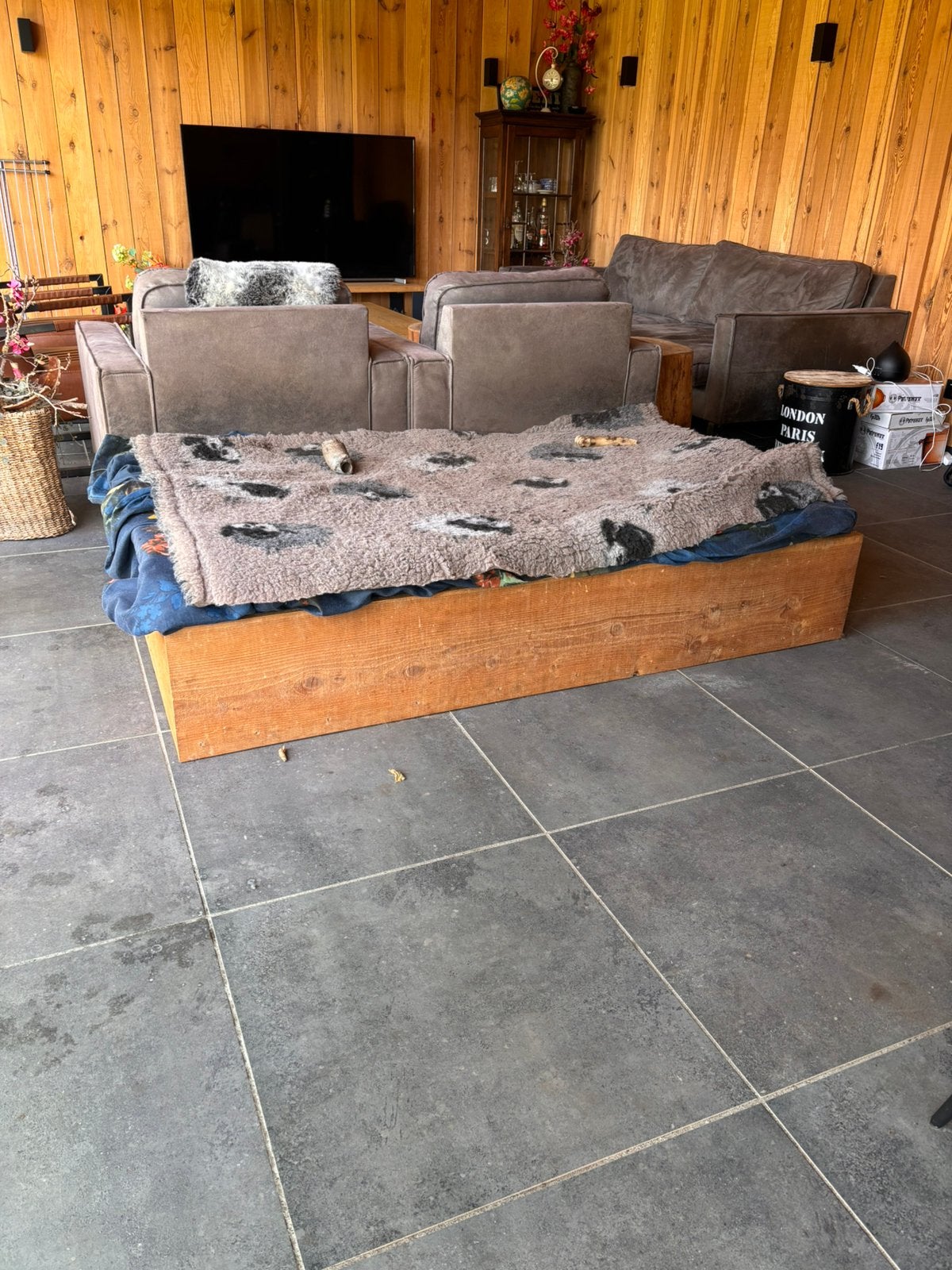 douglas hout honden mand, Dieren en Toebehoren, Ophalen of Verzenden, Zo goed als nieuw, Overige