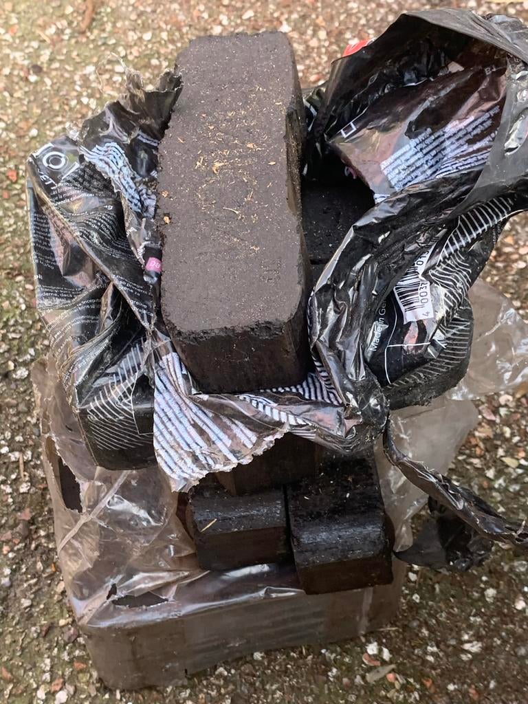 Houtbriketten voor kachel of open haard, Minder dan 3 m³, Ophalen of Verzenden, Overige houtsoorten, Blokken