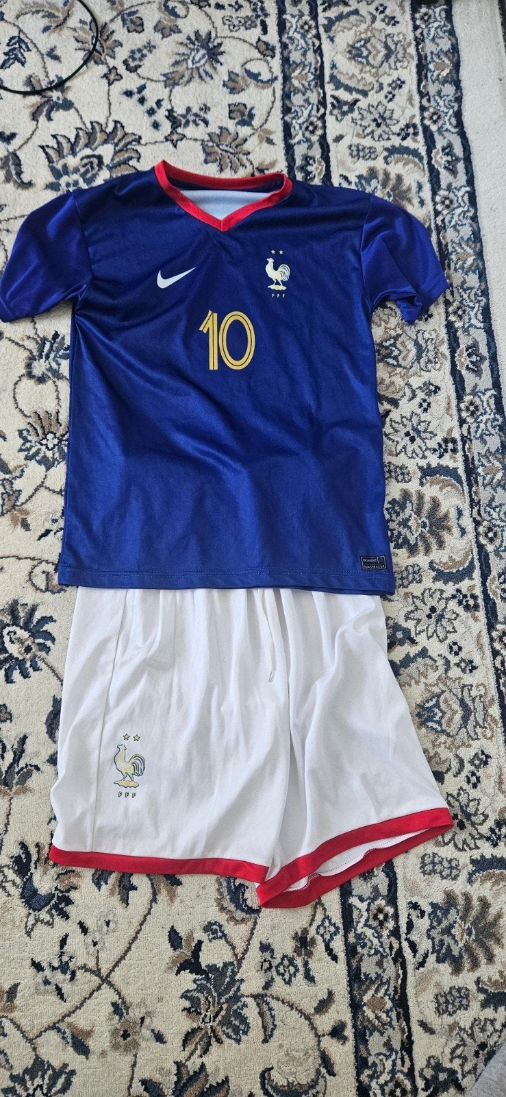Nike Frankrijk Voetbalelftal Set, Sport en Fitness, Voetbal, Maat XS of kleiner, Ophalen of Verzenden, Shirt