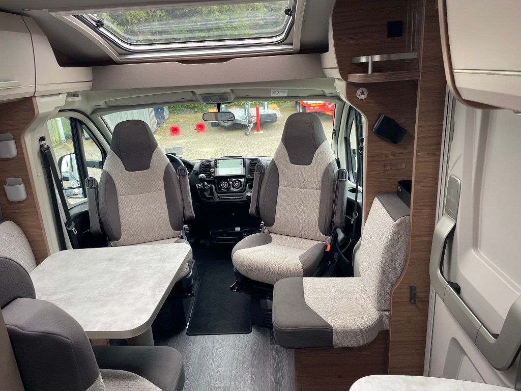 Foto 12 van Knaus 650 MEG Vansation, VOL OPTIES, DUCATO 8, in topstaat!!