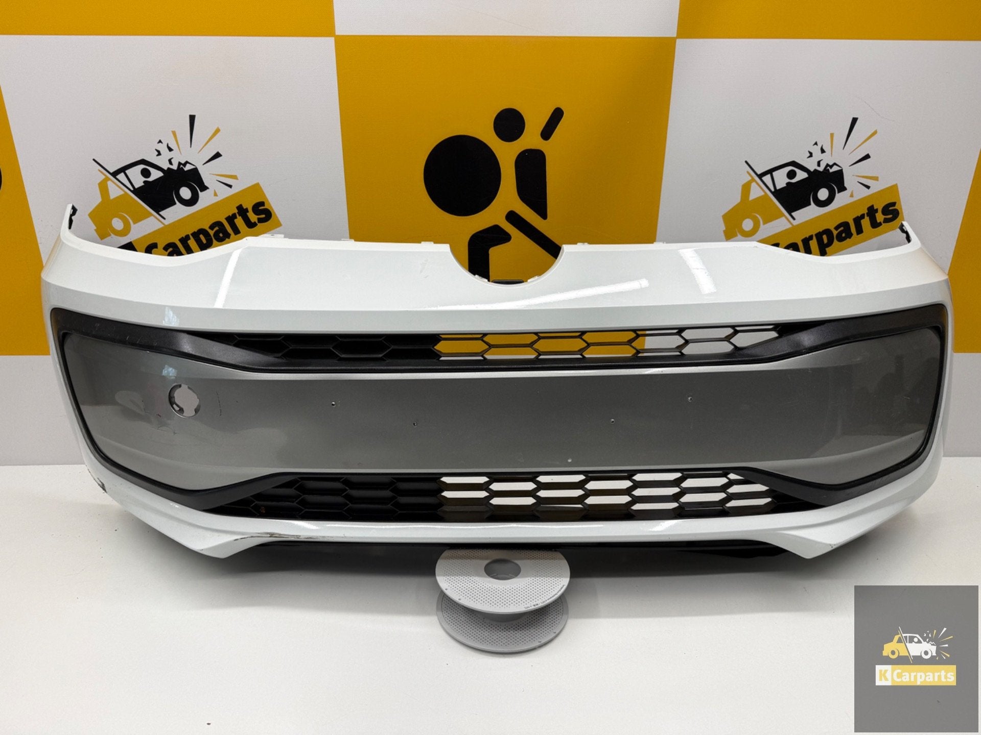 voorbumper VOLKSWAGEN VW UP FACELIFT BUMPER 1s0807221t, Gebruikt, Volkswagen AG, Bumper, Berliner Ring 2
38440  Wolfsburg, DE