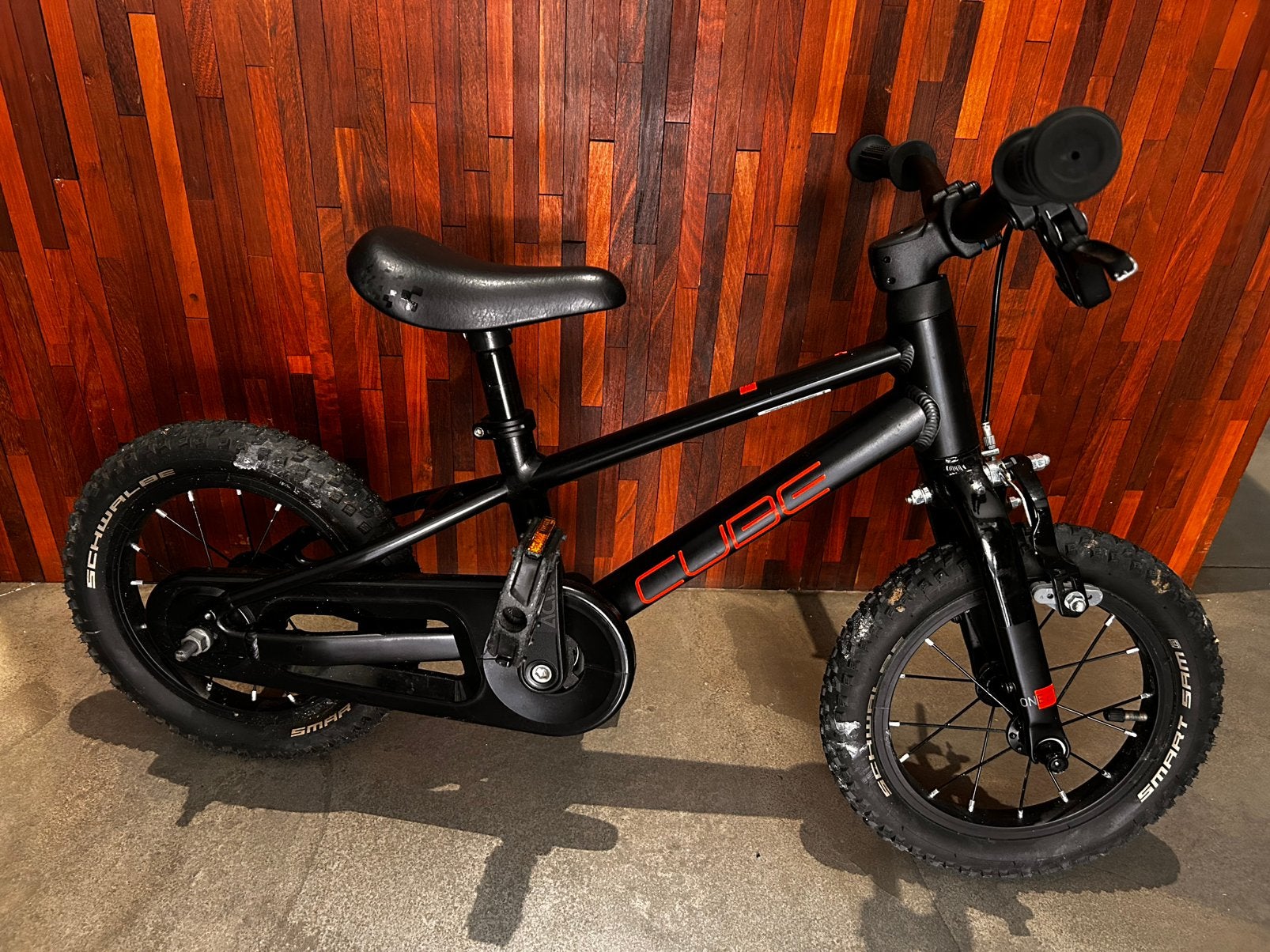 Cube 120 acid numove 12” fiets kinderfiets mtb cubie 12 inch, Fietsen en Brommers, Ophalen, Minder dan 16 inch