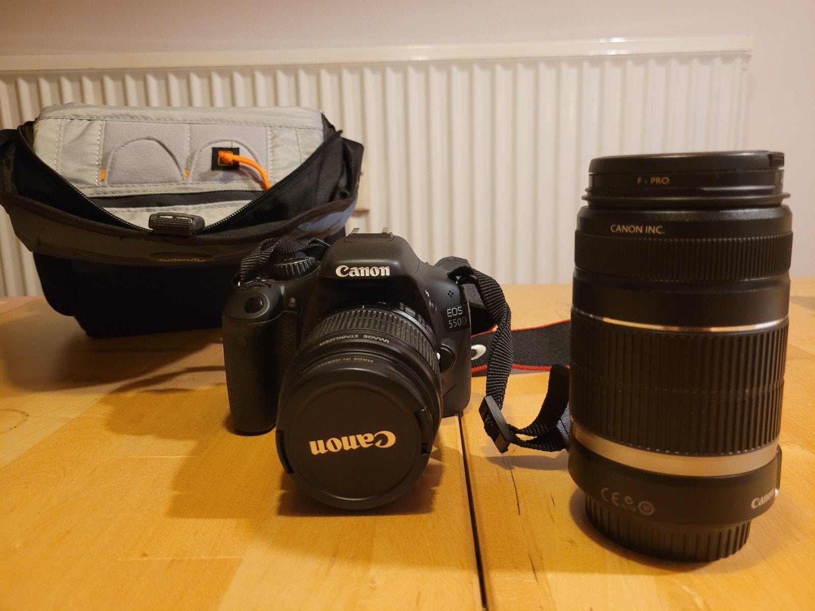 Canon EOS 550D Spiegelreflexcamera met 2 lenzen en tas, Gebruikt, Spiegelreflex, Canon, 8 keer of meer