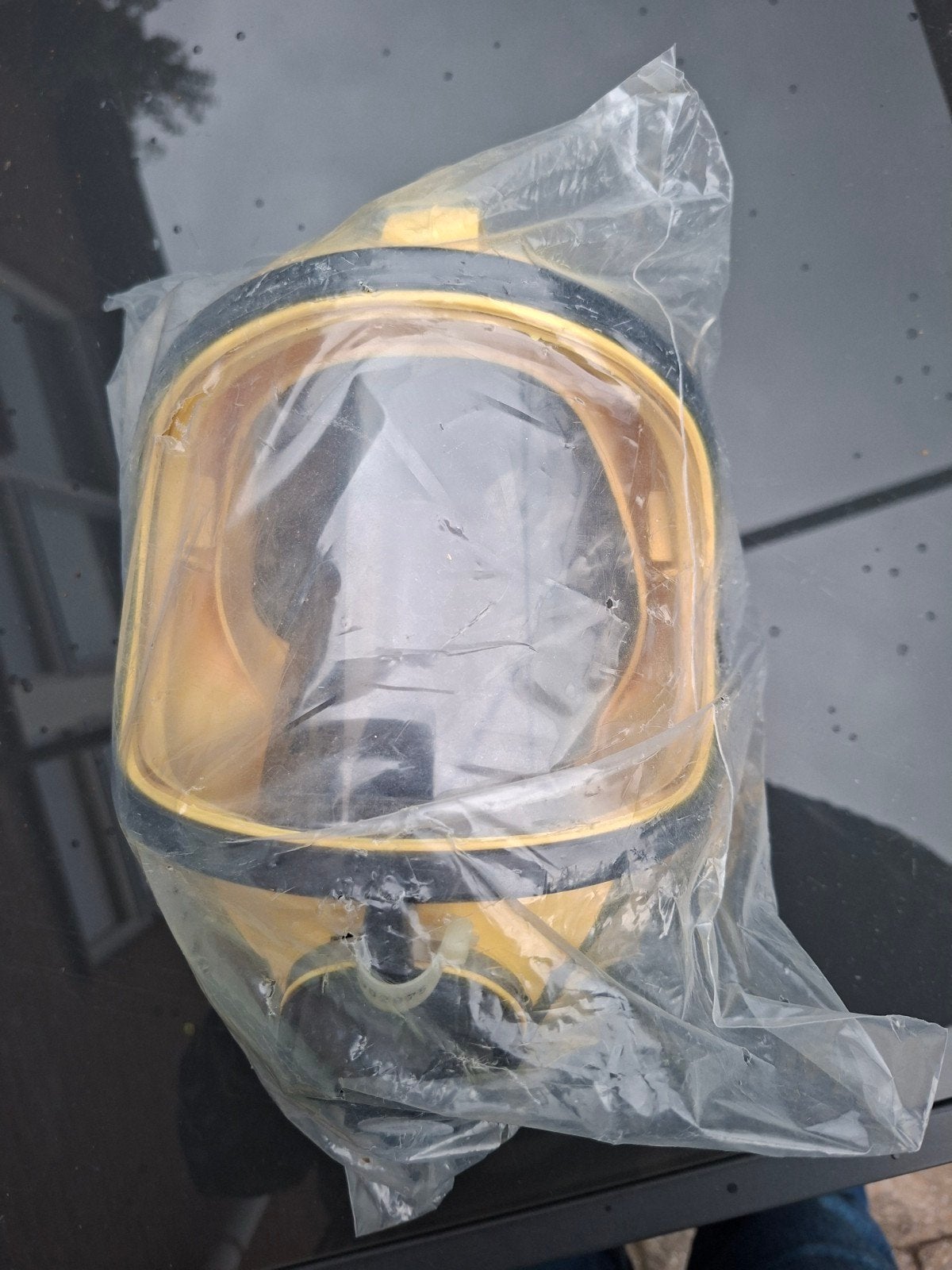 Nieuw Volgelaatsmasker Geel - Ongebruikt in Verpakking, Ophalen of Verzenden, Nieuw, Volgelaatsmaskers