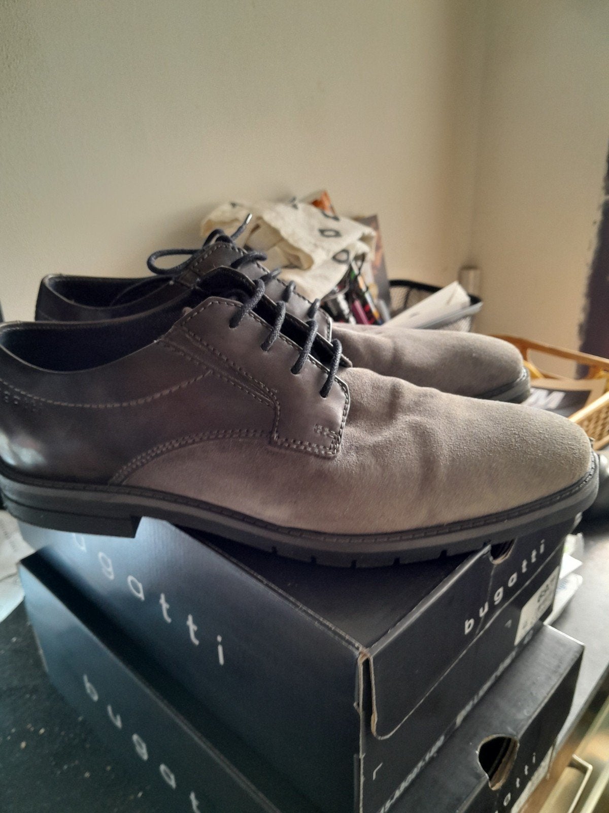 Bugatti schoenen maat 42 grijs - eenmalig gedragen, Ophalen of Verzenden, Bugatti