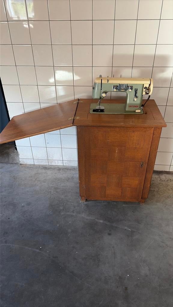 Antieke Gritzner naaimachine, Ophalen of Verzenden