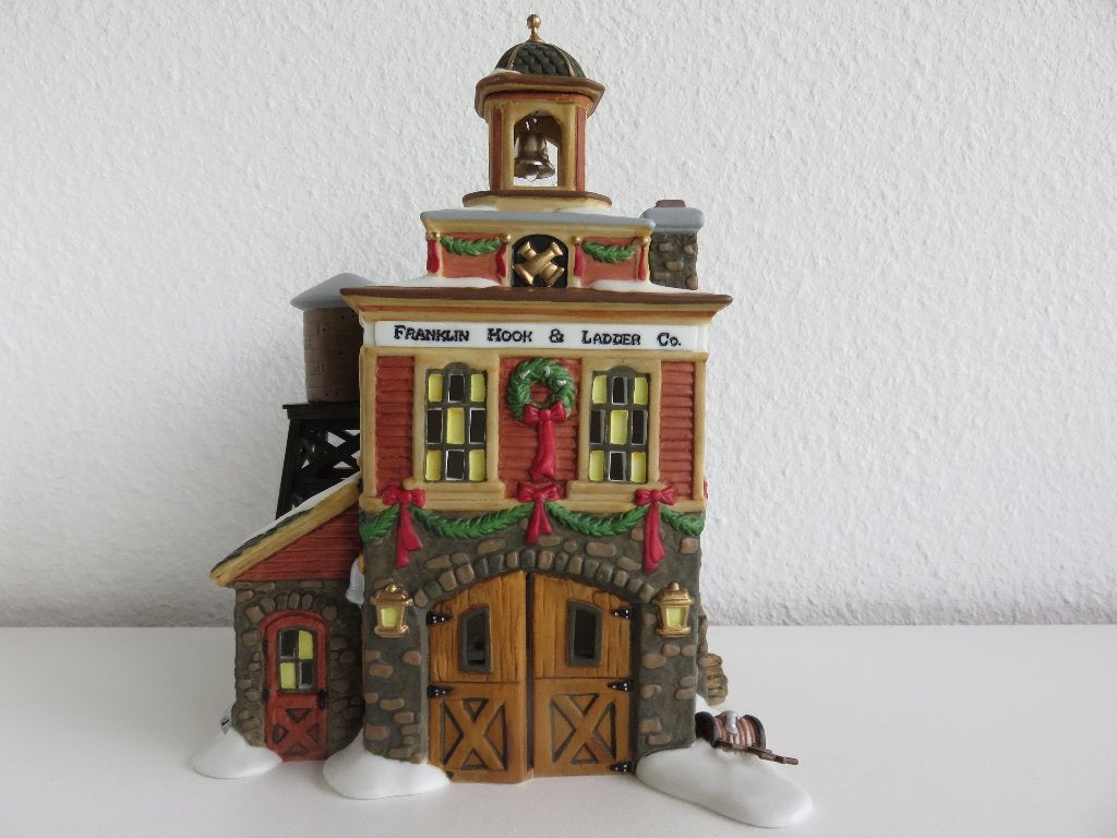 Department 56 Franklin Hook & Ladder Co. brandweer kersthuis, Ophalen of Verzenden, Zo goed als nieuw